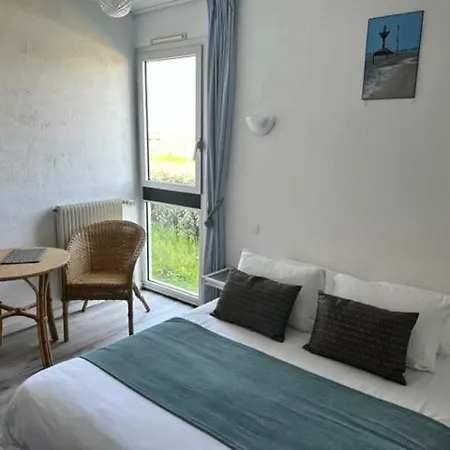 Hotel Les Esseppes L'Epine  Extérieur photo